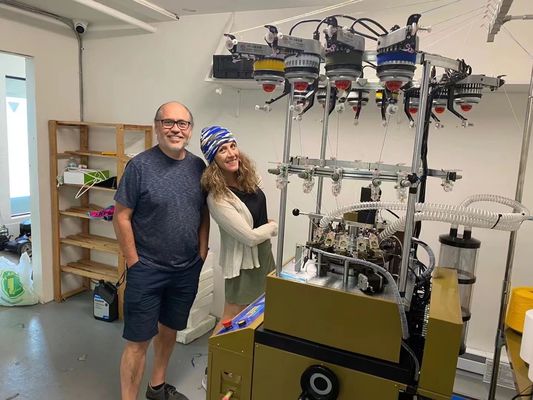 La mejor máquina de tejer bufanda para encuentros deportivos con potencia de 1000W y tecnología avanzada