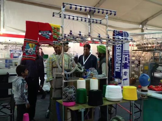 Diámetro pequeño Opek acrílico sombrero con gorro de fútbol bufandas máquina de punto 752 * 663 * 1418mm