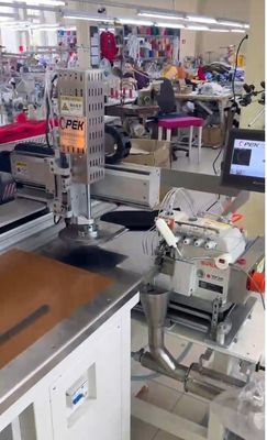 Máquina de costura de sombrero de punto automático Opek-300HS de alta eficacia para productos de costura