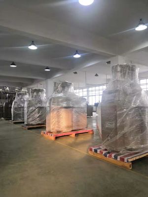 1.5KW Ropa desechable con alarma automática completa con puños sin costura y puños roscados