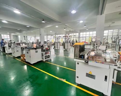 Máquina de coser sombreros de punto para la empresa de publicidad Opek Máquina de coser automática