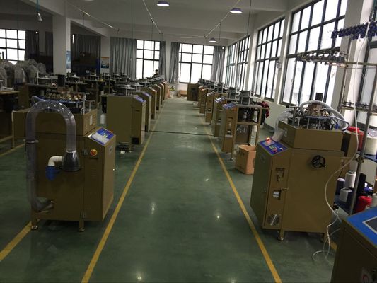 Máquina de fabricación de sombreros y bufandas circulares con control computarizado fácil de operar