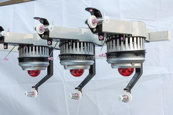 Máquina de tejido de cuello plano totalmente computarizada con un solo carro y tres sistemas