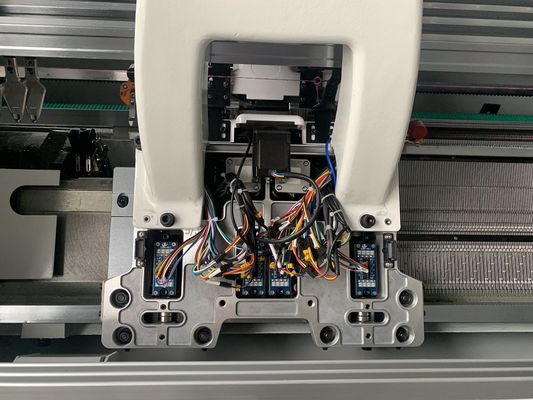 Revolucione su tejido de sombreros y bufandas con una máquina de tejido informática de 3 sistemas
