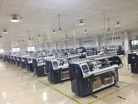 Máquina de costura para la producción de suéteres de alta velocidad