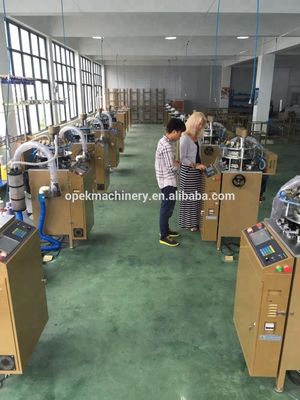 Máquina avanzada para hacer sombreros de bufanda Jacquard con servomotor