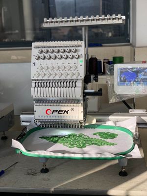 60*60 cm Mesa de trabajo Máquina de bordado por ordenador de alta velocidad con cabeza única con software Dahao