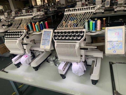 Máquina de bordado de prendas de vestir con tapa de camiseta multifunción de alta velocidad computarizada OPEK