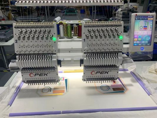 110V-220V Fuente de alimentación incorporada 2 cabezas Máquina de bordado computarizada para 14 idiomas