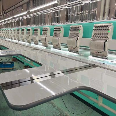 Opek 1520 Máquina de bordado plano de alta velocidad 900W Potencia y suministro universal incorporado