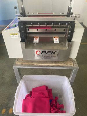 Tipo de corte Máquina de corte de tejidos de punto de operación automática para sombreros de costilla 0,9 Kw