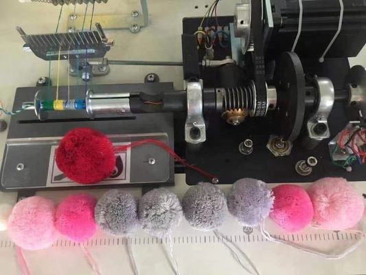 2022 Máquina de sombreros con estilo de tejido plano y función de nudos auxiliares fácil
