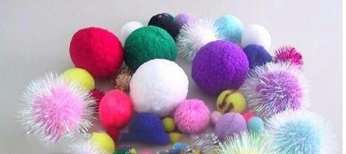 1-15 cm de ancho de tejido circular Pompom de la máquina de hacer para las necesidades del cliente
